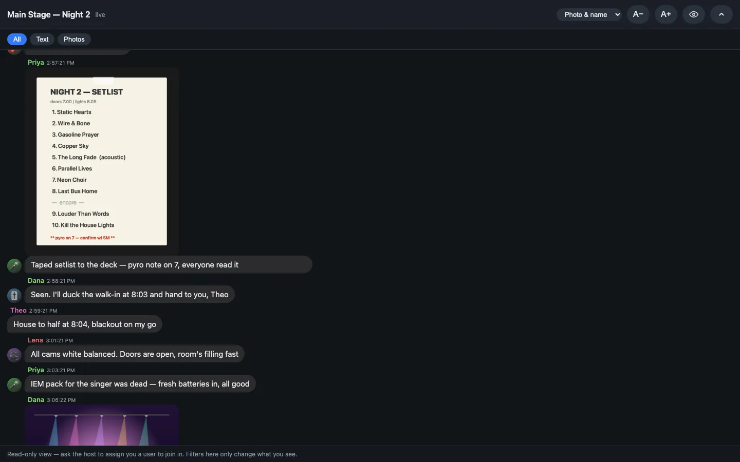 The zero-install web viewer in a desktop browser: the same live feed, read-only, with text and photo filters
